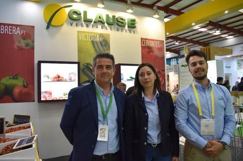 Manuel Ferrer, Beatriz Palmero y José Miguel Reyes, del equipo de HM Clause.