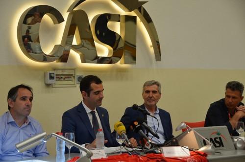 El concejal de Agricultura del Ayuntamiento de Almería, el alcalde de la ciudad, el presidente de CASI y el edil de Deportes de la capital.