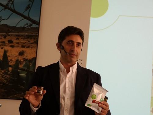 Ricardo Ortiz, director comercial de Rijk Zwaan, fue el encargado de comenzar la charla sobre las novedades que la casa de semillas presentará en Madrid