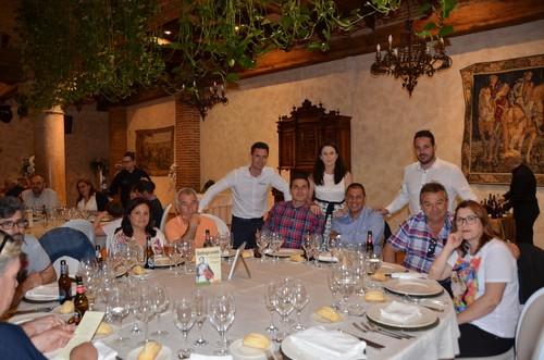 Los integrantes del equipo de Hazera España compartieron mesa con los invitados al evento.