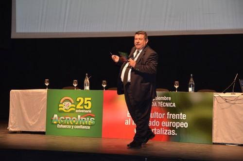 José Antonio Gutiérrez, consejero delegado de Agroiris, condujo el acto.