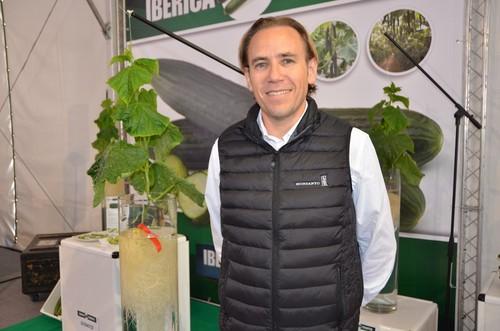 Antonio Reina, breeder de pepino.