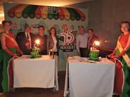Cena y fiesta del 25 aniversario de la sandía Bouquet