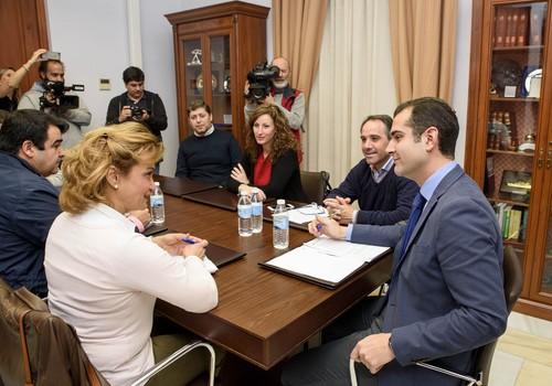 El alcalde de Almería anuncia la eliminación de tasas para la ampliación o instalación de invernaderos