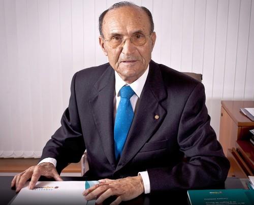 Fallece Juan del Águila Molina, fundador de Cajamar en Almería