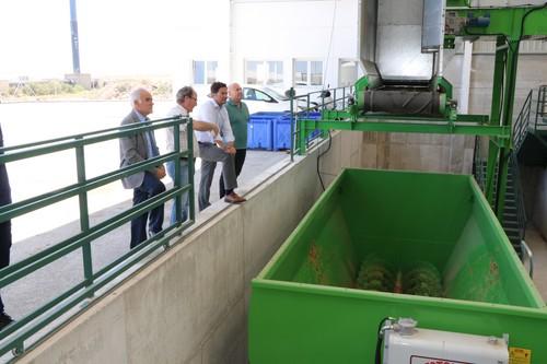 La planta de Frutilados ya está en marcha con las primeras pruebas de transformación de los restos vegetales en alimento para el ganado