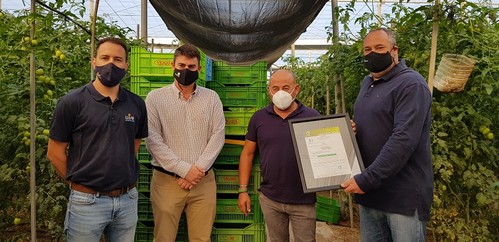 Un agricultor almeriense primero del mundo con el certificado de riego eficiente H3+