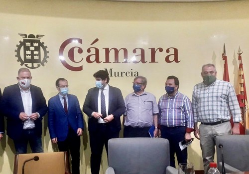 La Cámara de Comercio de Almería apoya en Murcia la continuidad del trasvase Tajo-Segura