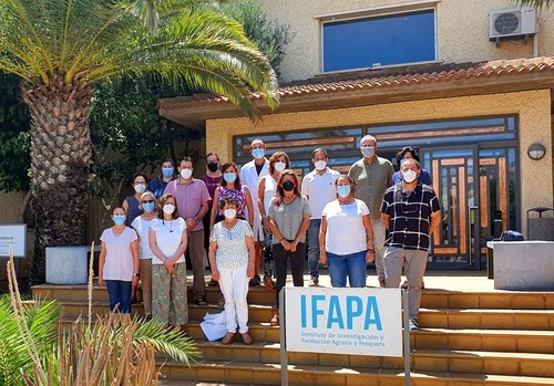 Ifapa La Mojonera y Las Chozas colaboran para avanzar en el aprovechamiento agrícola del alga asiática