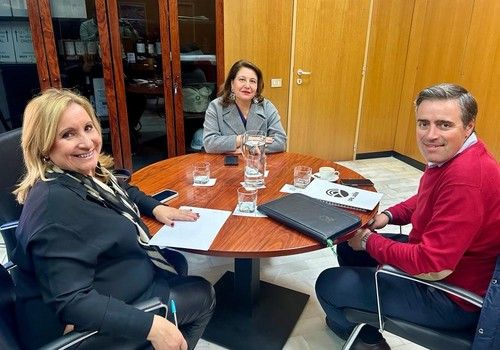  Carmen Crespo mantiene una reunión de trabajo con el secretario general de UPA Andalucía