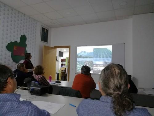 Agricultores e investigadores debaten prácticas de diversificación agrícola en la Región de Murcia