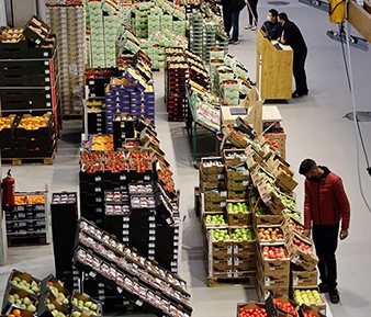 Mercabarna pone en marcha el primer mercado mayorista de alimentos ecológicos de España