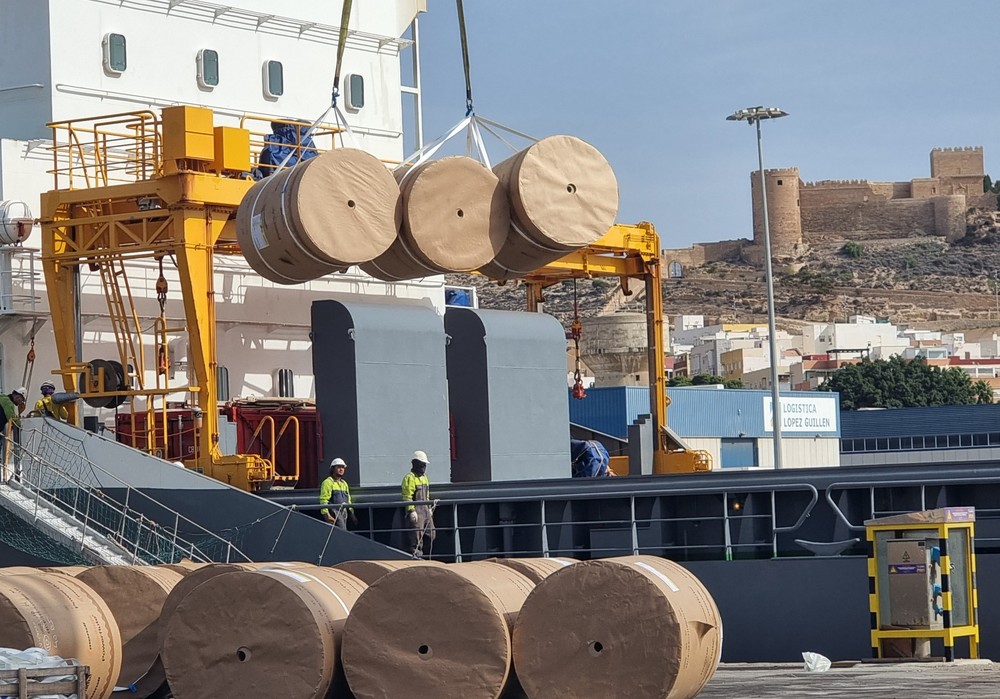 Las exportaciones por los puertos de Almería y Carboneras crecen un 36,7% entre enero y octubre