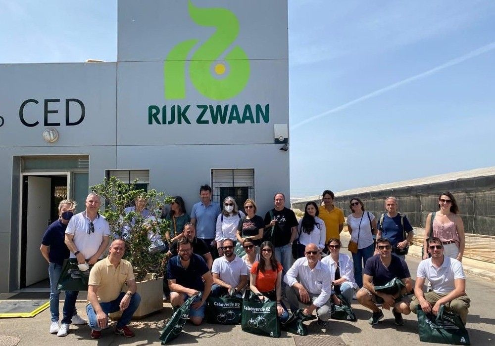 Rijk Zwaan colabora con la Universidad de Almería en el marco del proyecto europeo 'Next Generation Training on Intelligent Greenhouses' (NEGHTRA)