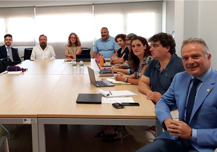 Colaboración de las cátedras Cajamar, COEXPHAL y Grupo AN de las universidades de Almería y de Navarra