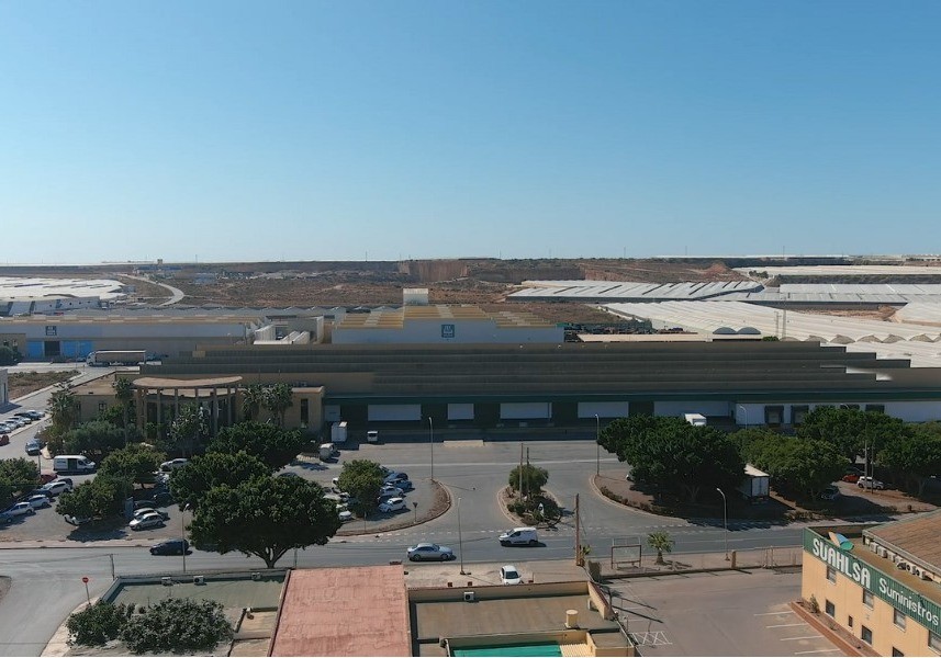 Ecoinver hace oficial la compra de sus nuevas instalaciones en La Mojonera